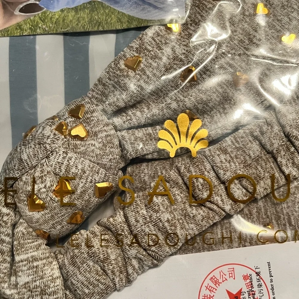 LELE SADOUGHI NWT AUTHENTIC GREY WITH GOLD HEART CHARMS FACE MASK & HEAD MASK